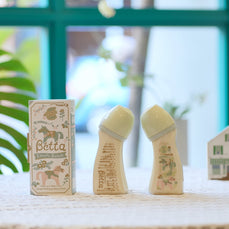 うま年限定デザインの干支ボトル「 Lovers Bottle 」