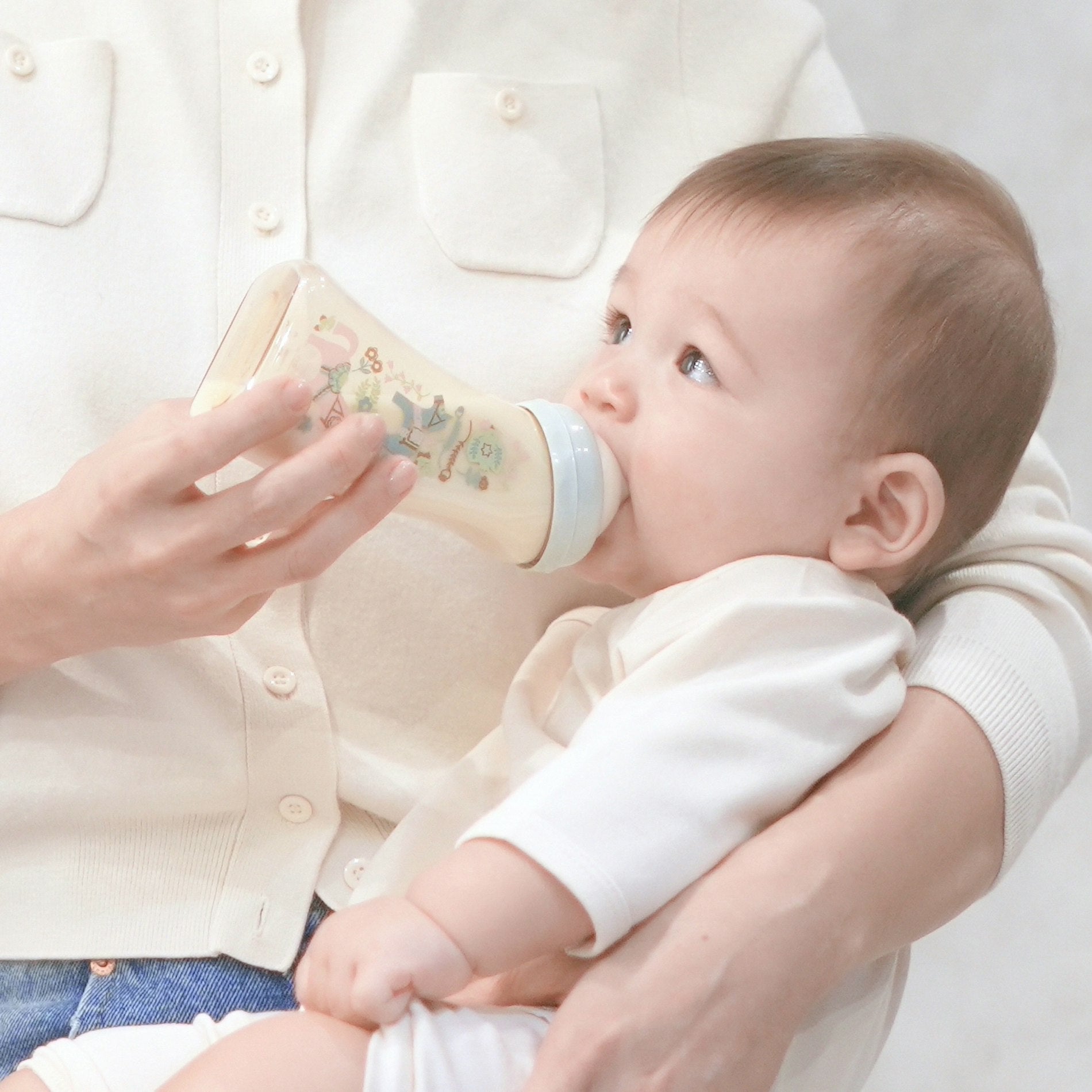 哺乳瓶｜小児科医が考案した日本製の高品質な哺乳びんでママに寄り添い